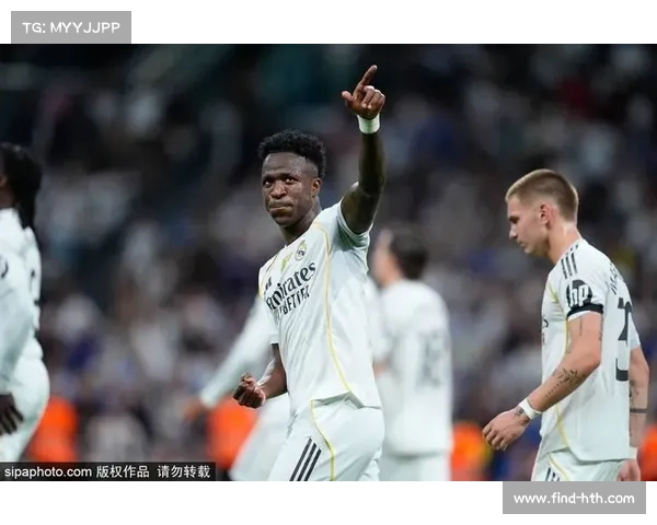 皇马3-1逆袭黄潜 小熊统治全场两大主力伤情成隐患